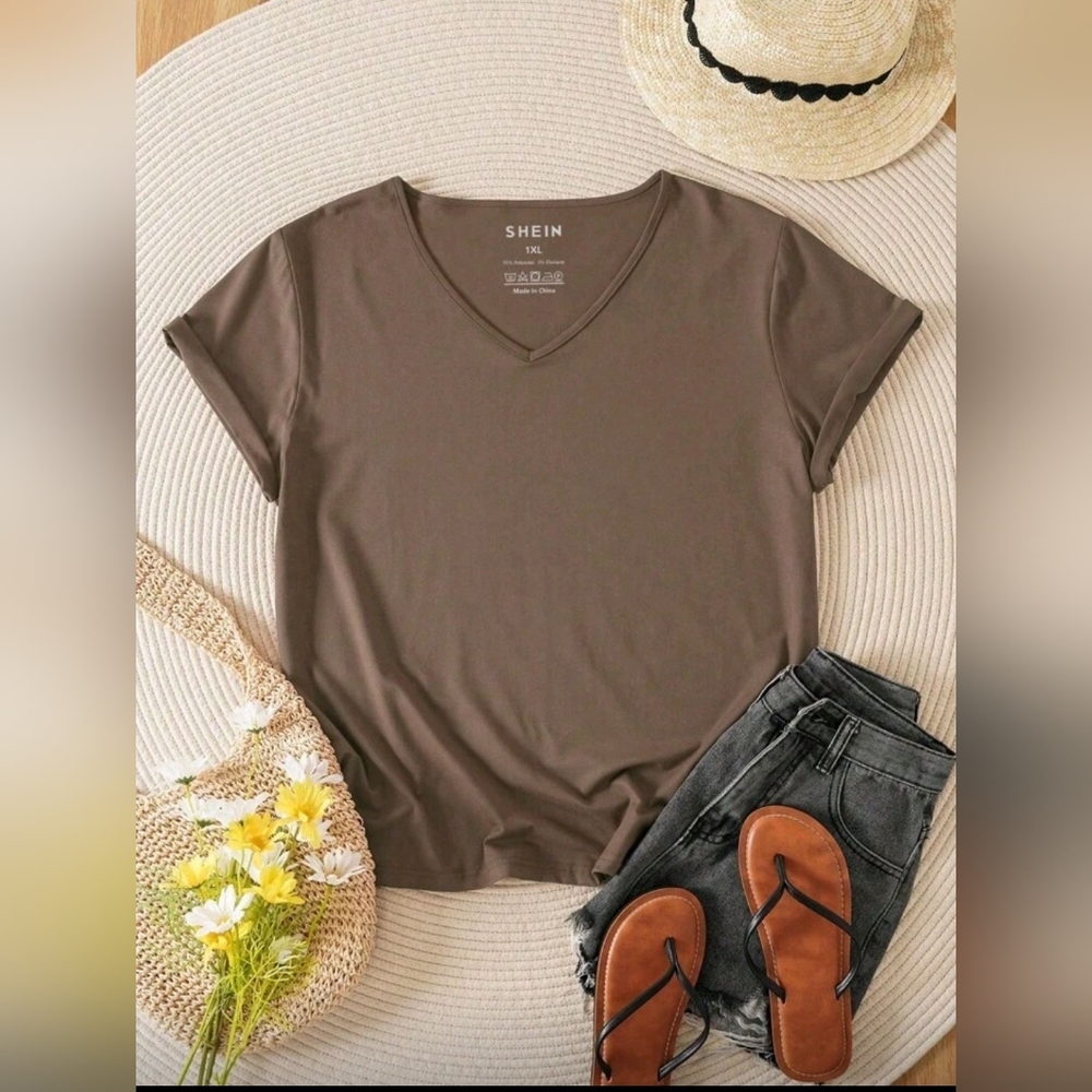 Plus Size Mocha Short Sleeve V-Neck Tee